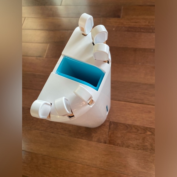 Foppapedretti Wall Mount Laundry Drying Rack Modern Minimal - Picture 3 of 10